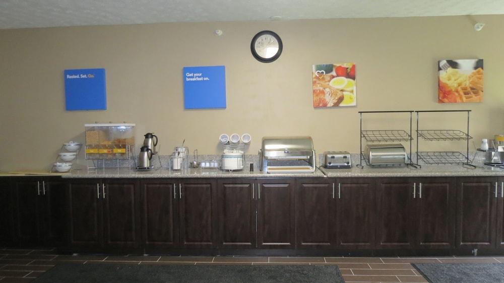 Comfort Inn&Suites Fairborn near Wright Patterson AFB Extérieur photo