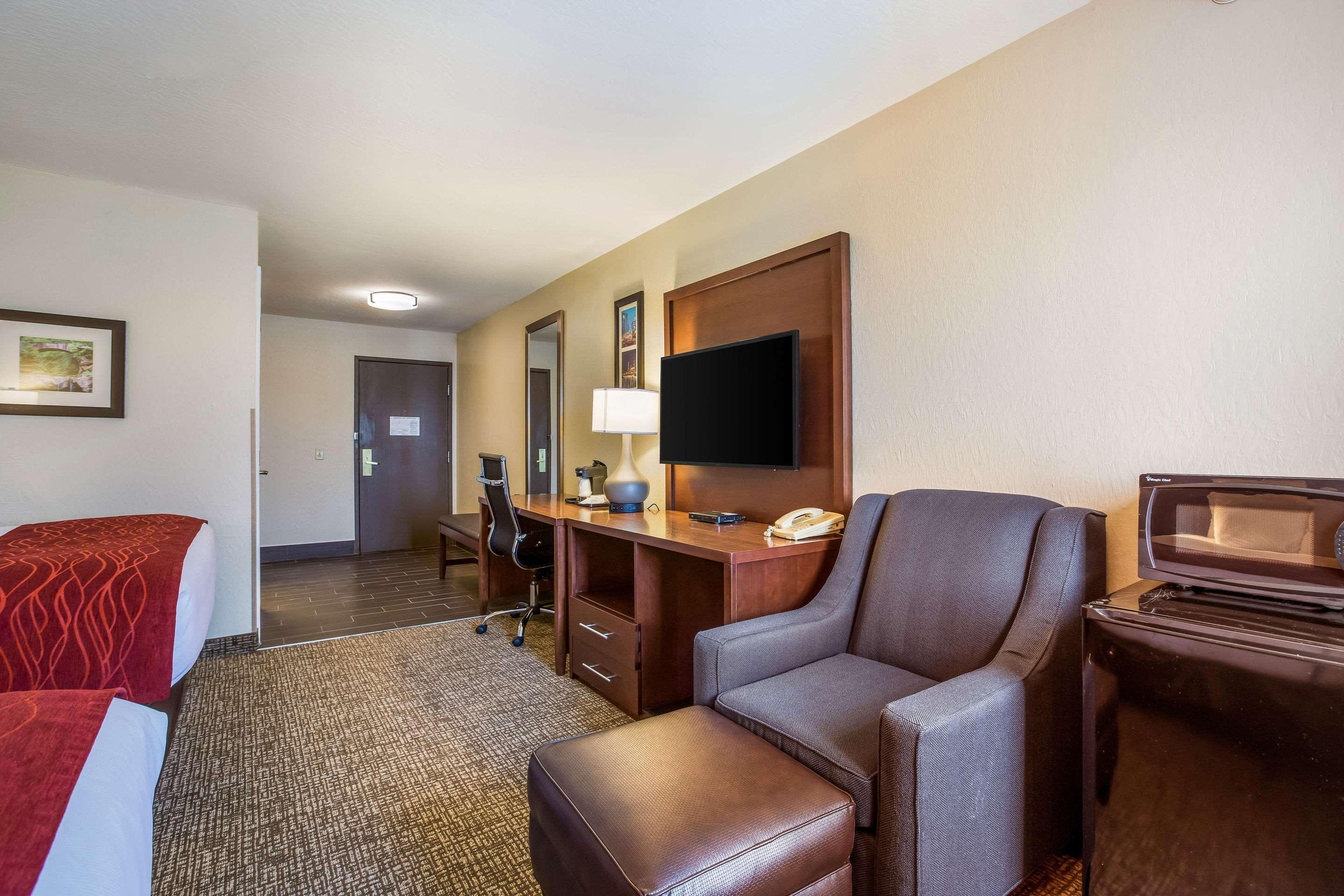 Comfort Inn&Suites Fairborn near Wright Patterson AFB Extérieur photo