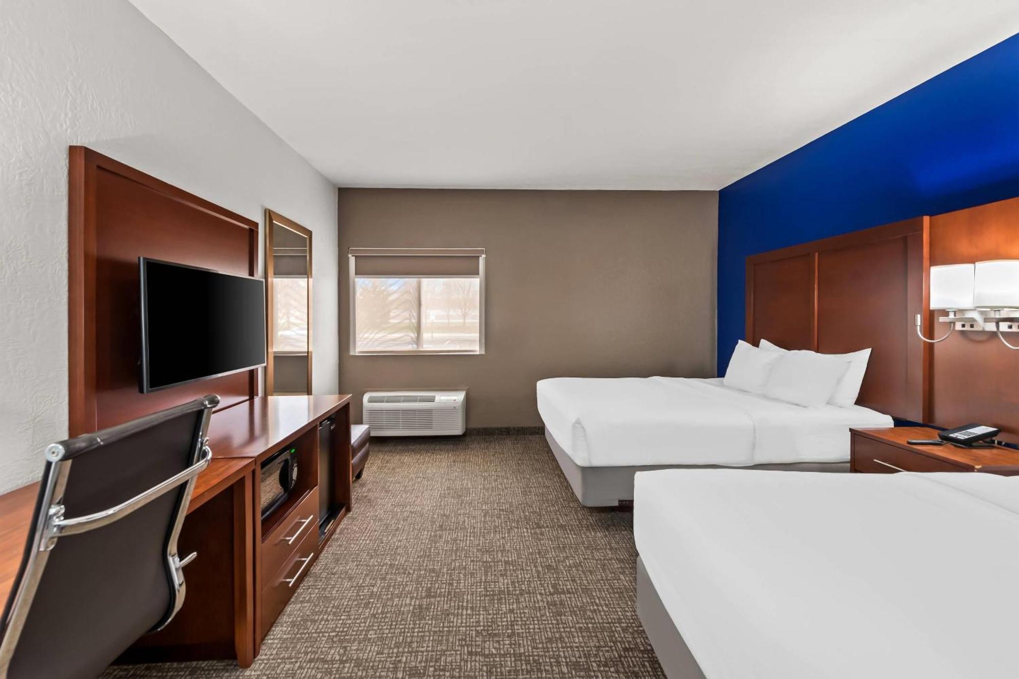 Comfort Inn&Suites Fairborn near Wright Patterson AFB Extérieur photo