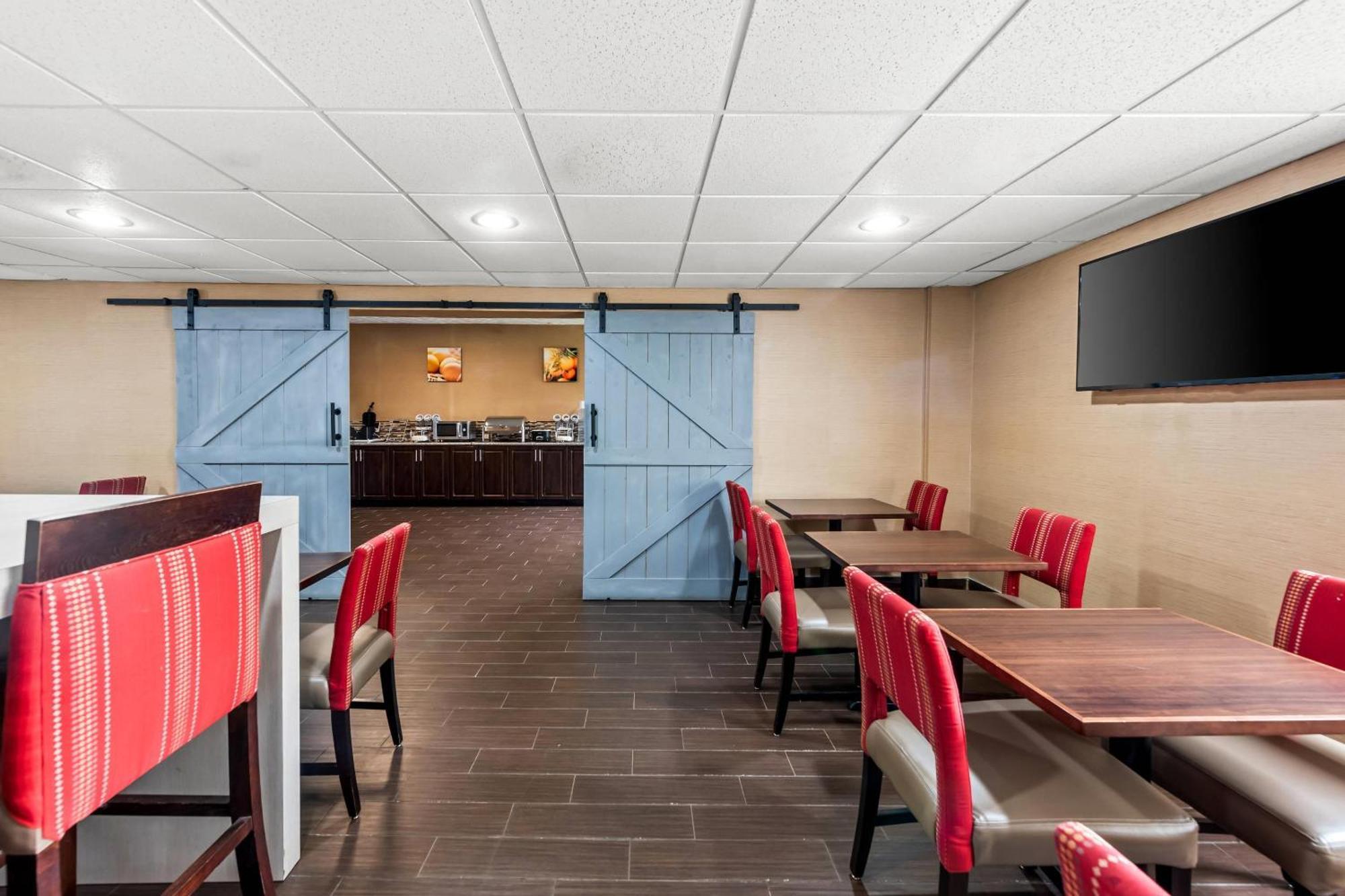 Comfort Inn&Suites Fairborn near Wright Patterson AFB Extérieur photo