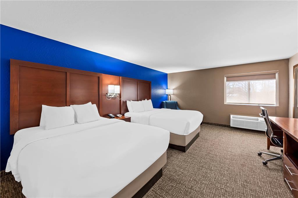 Comfort Inn&Suites Fairborn near Wright Patterson AFB Chambre photo