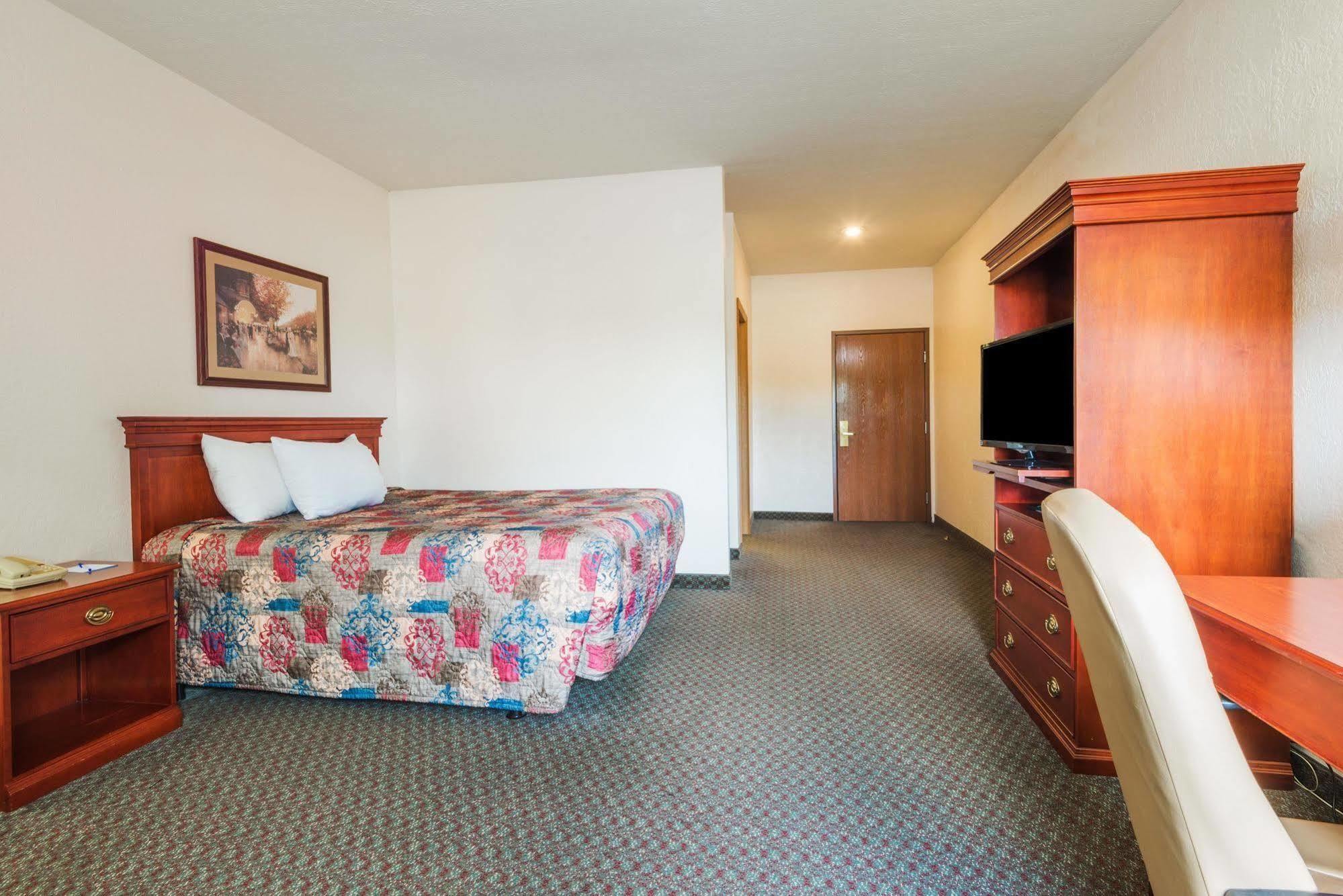 Comfort Inn&Suites Fairborn near Wright Patterson AFB Extérieur photo